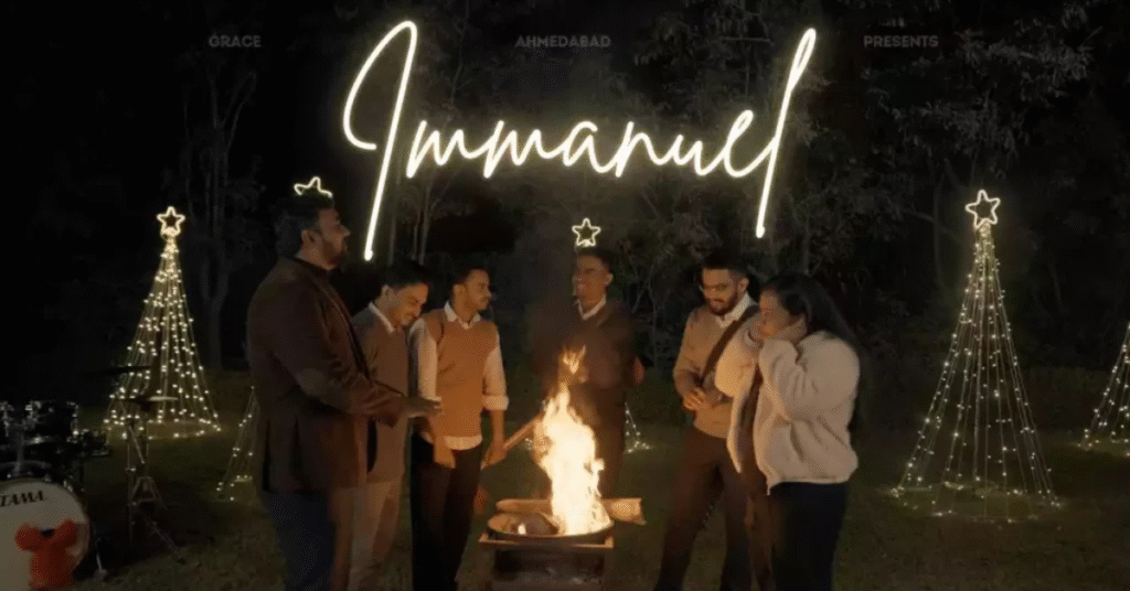 Andhere Me Aaya Jyoti Banke ( अँधेरे में आया, ज्योति बनके ) Christmas Song Lyrics in Hindi & in English